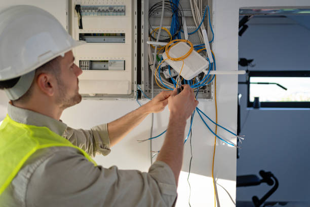 Best Affordable Emergency Electrician  in Rolling Fork, MS